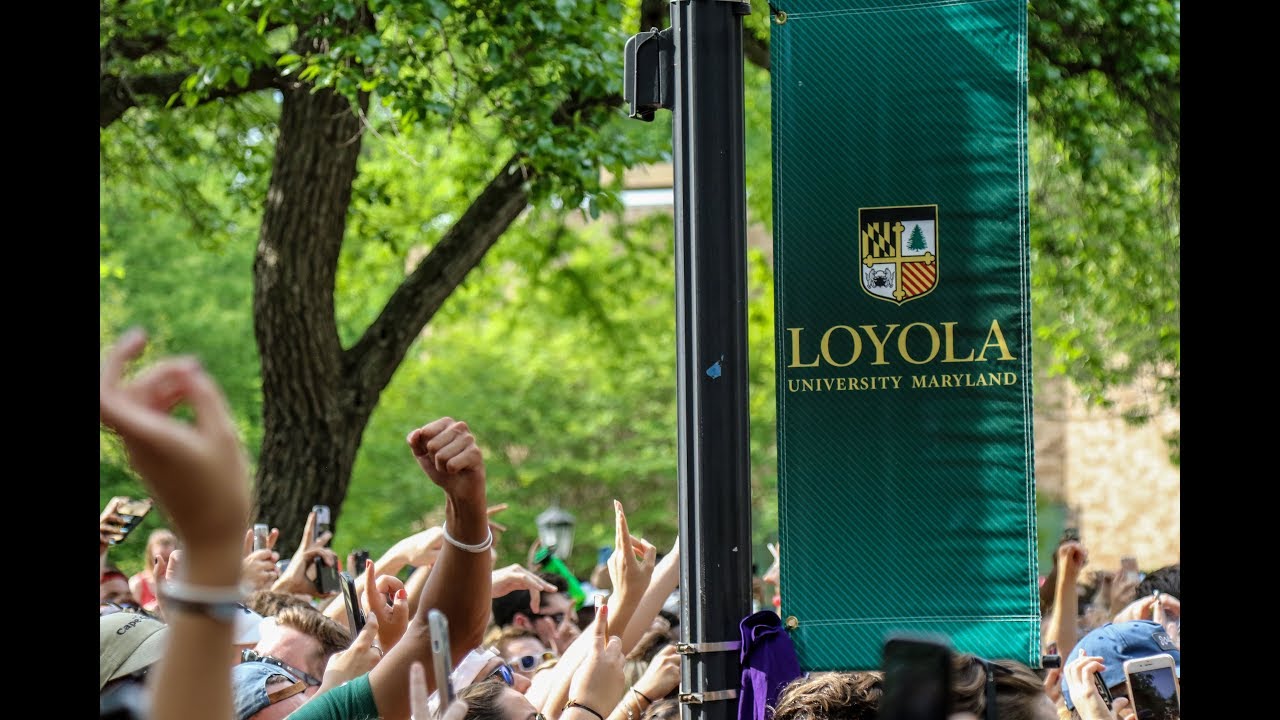 Loyola Maryland Flag